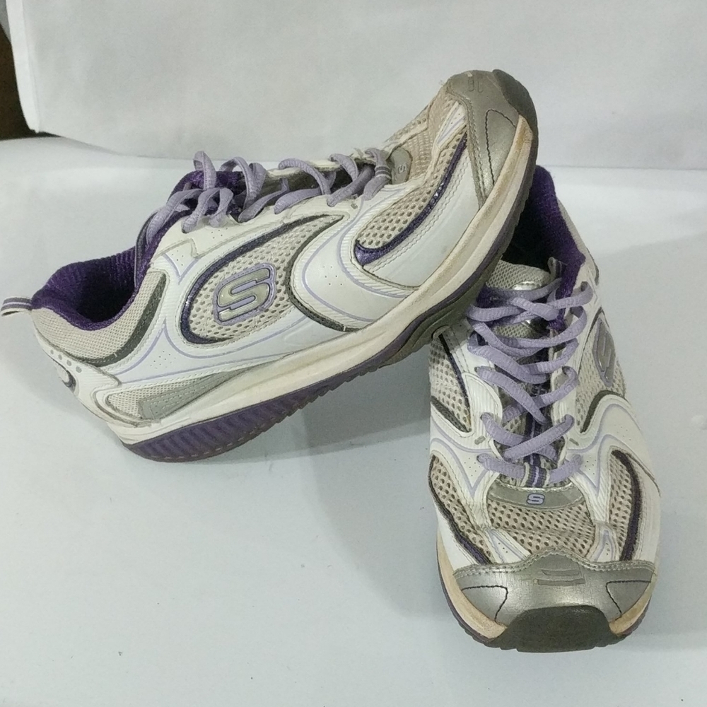 𝅺Skechers Shape Ups Tennis Shoes Sneakers - Purple Silver White - size 7.5